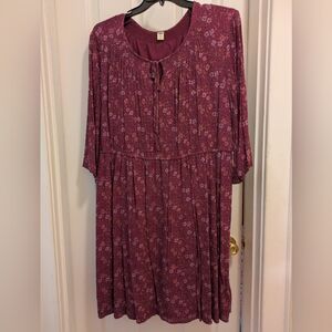 Old Navy Floral Burgundy Dress